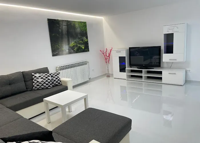 Apartment White Zagreb - Private Parking&Garage